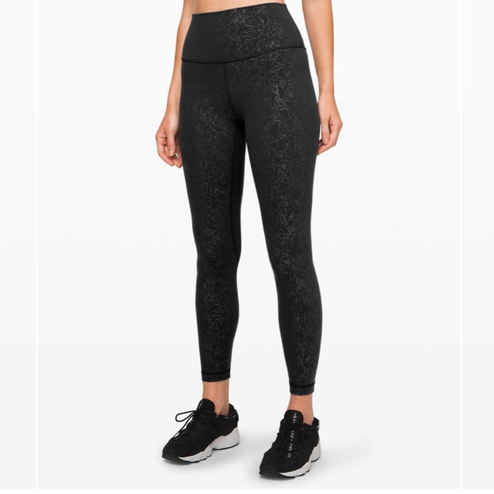 Lululemon Align Pant II 25"
Folk Floral Emboss Black Black